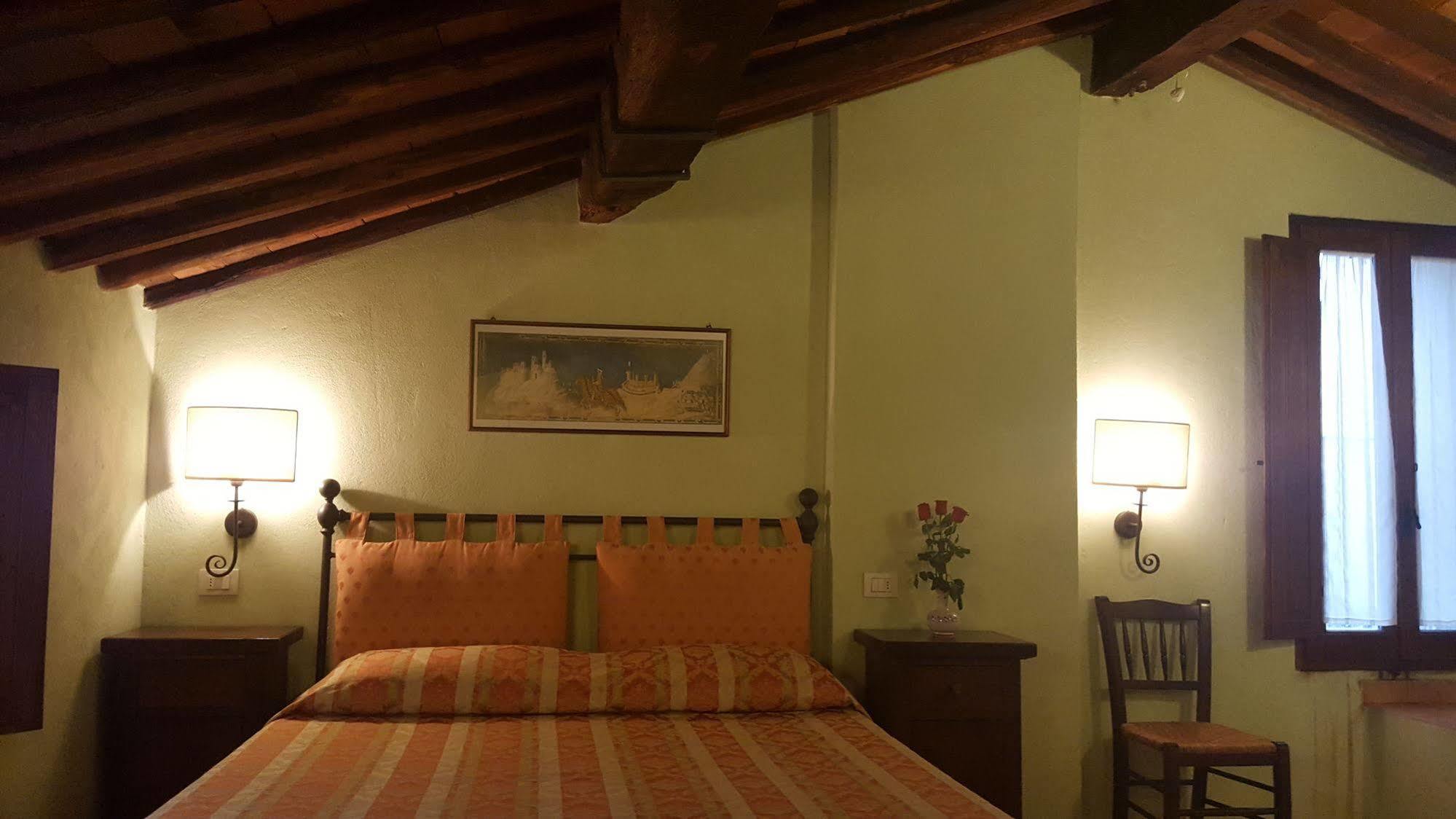 Locanda Nel Cassero Bed & Breakfast Civitella Marittima Exterior photo